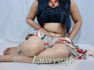 Luxrywife